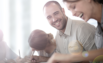 Mitarbeiter bei der Arbeit 