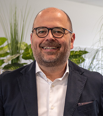ERIKS | Karriere | Erfahrungsberichte Hans-Peter Mischke Managin Director/ CEO ERIKS Deutschland
